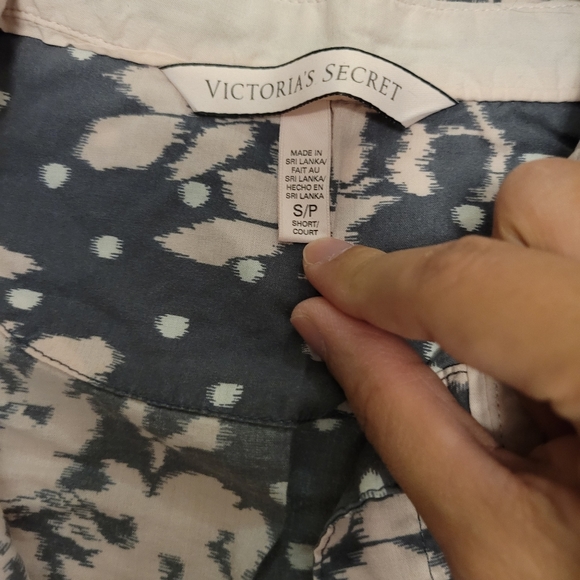Victoria secret pajamas - Picture 5 of 5